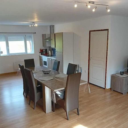 Grand Appartement Avec Terrasse Wignehies 외부 사진